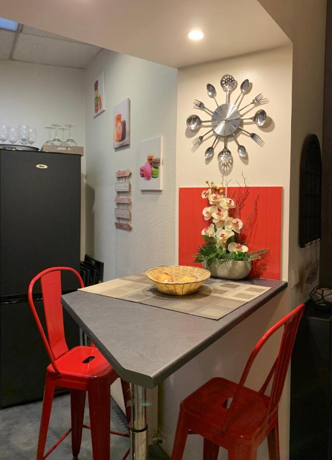 Appart Cosy Hypercentre Blois 5Mn Chateau Parking Voiture Velos Exterior photo